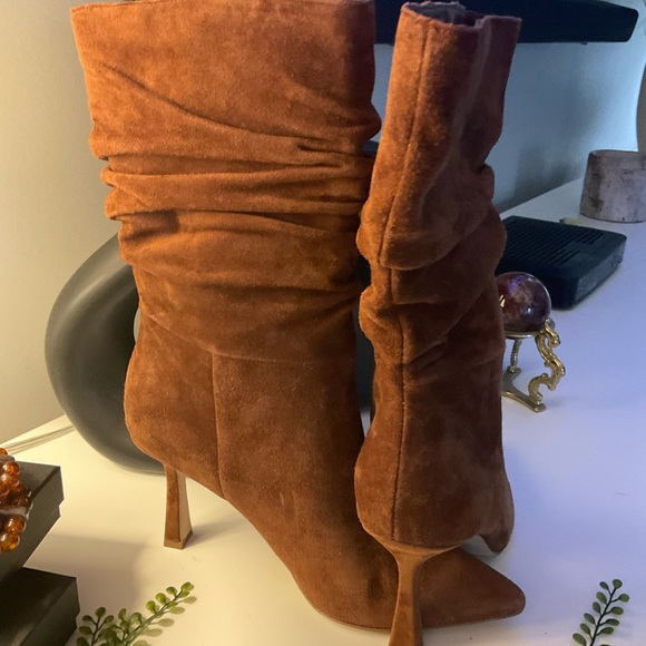 Steve Madden Slouch Boot. Brand New. No Box. Size 6. - Picture 4 of 10
